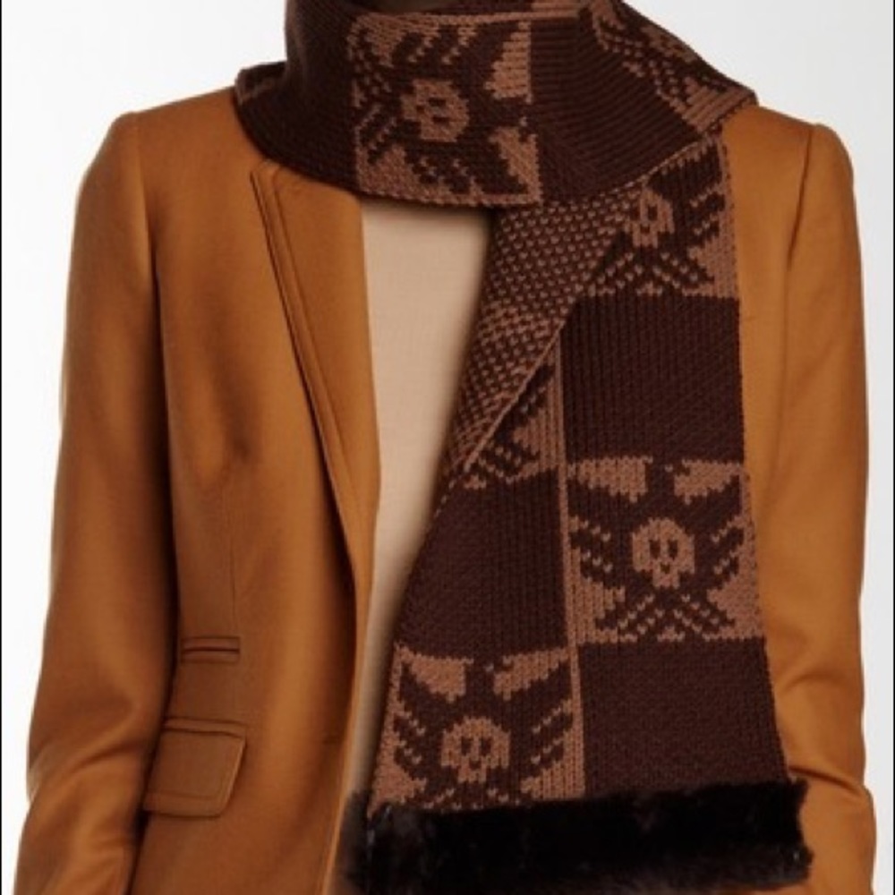 Australia Luxe Collective Shearling skull ☠️ print Scarf